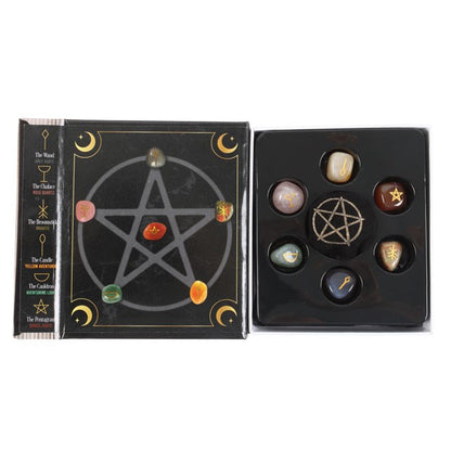 The Witches Guide To Crystals Kit