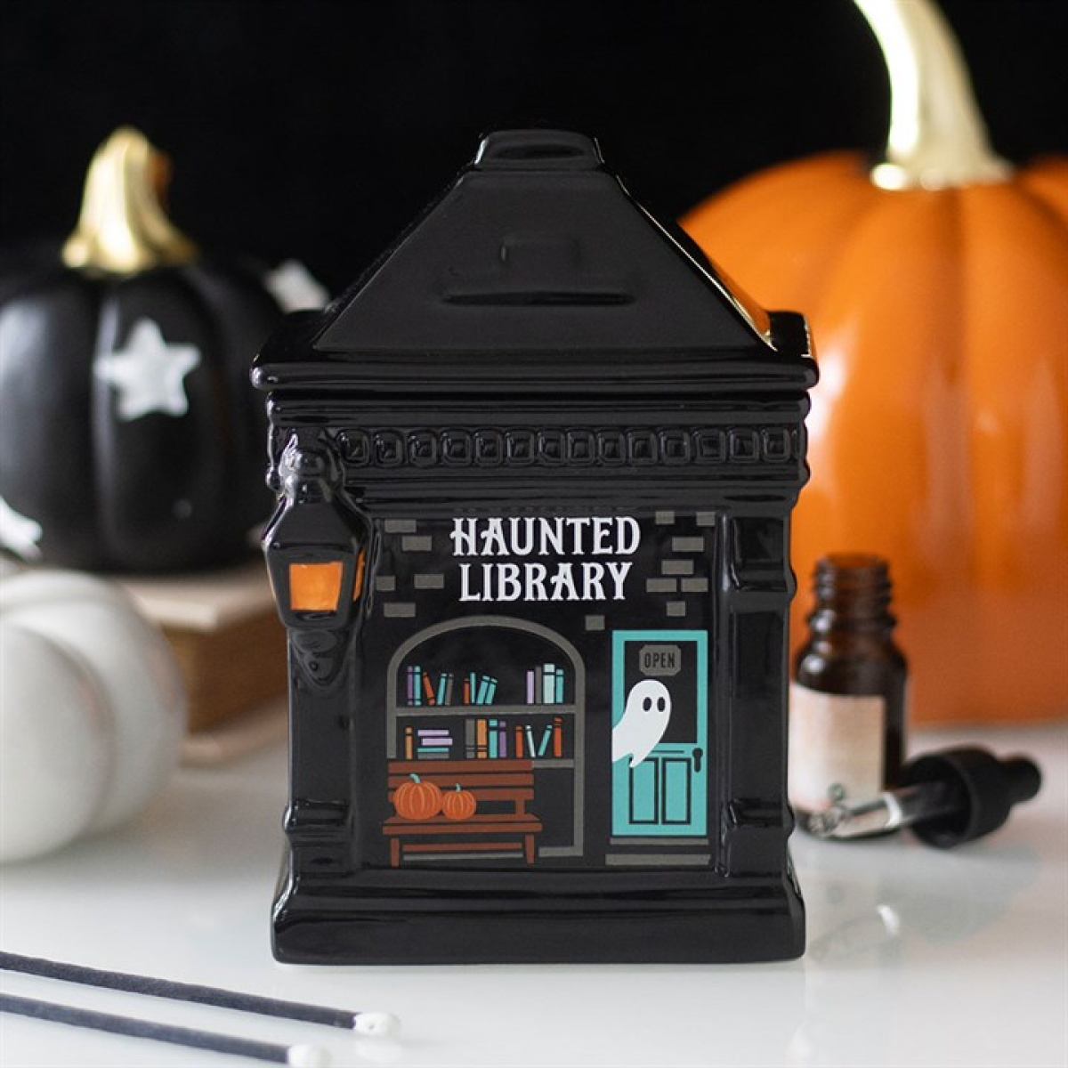 Spooky Street Haunted Library Oil Burner